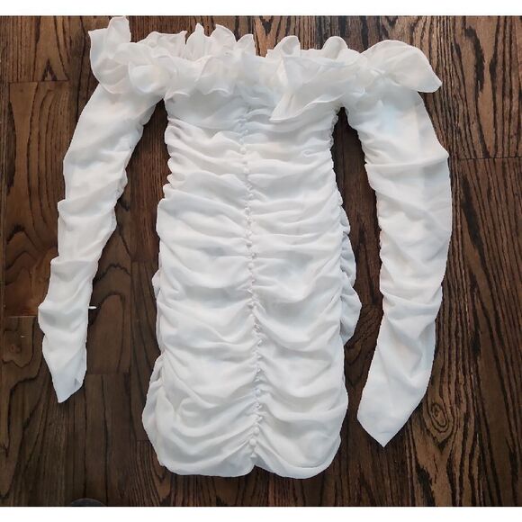 Elegant White  Mini Dress Size S NWOT - Picture 5 of 7